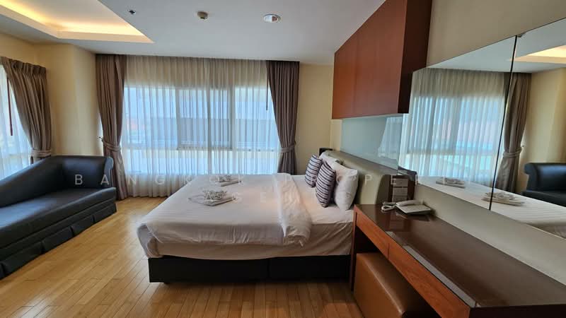 42 Grand Residence, Bangkok, 24 Soi Sukhumvit 42, Phra Kanong, Khlong Toei, Bangkok, 2 Bedrooms, 135 sqm, Condo For Rent, by BANGKOK PROPERTY AGENTS, 500457685 - DDproperty.com