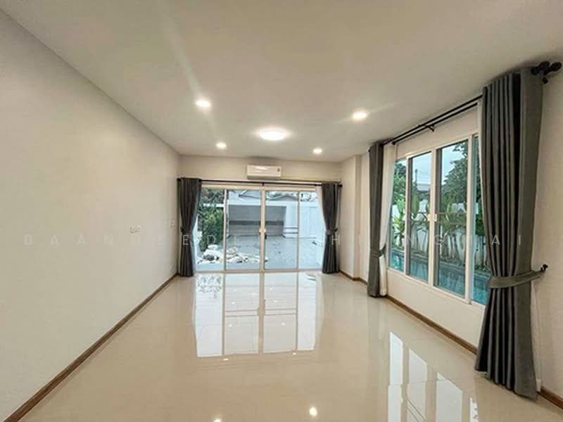 Pool Villa ให้เช่า - ใกล้โรงเรียนนานาชาตินครพายัพ เพียง 5 นาที ค่าเช่า 65,000 บาท / เดือน No.5P006, เชียงใหม่, สันผีเสื้อ, เมืองเชียงใหม่, เชียงใหม่, 200 ตร.ม., บ้านเดี่ยว ให้เช่า, โดย Baandeedee Chiangmai, 500457701 - DDproperty.com