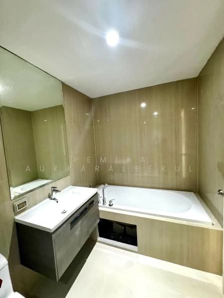 Villa Asoke, Bangkok, 1588 New Petchburi Road, Makkasan, Ratchathewi, Bangkok, 2 Bedrooms, 102 sqm, Condo For Sale, by Pemika Aukkaraleekul, 500457740 - DDproperty.com