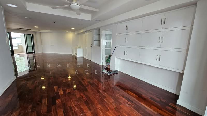 Cosmo Villa (คอสโม่ วิลล่า), กรุงเทพ, 33 ซอยสุขุมวิท 12 ถนนสุขุมวิท แขวง/เขตคลองเตย กทม., คลองเตย, กรุงเทพ, 250 ตร.ม., คอนโด ให้เช่า, โดย BANGKOK PROPERTY AGENTS, 500457743 - DDproperty.com