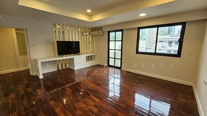 Cosmo Villa (คอสโม่ วิลล่า), กรุงเทพ, 33 ซอยสุขุมวิท 12 ถนนสุขุมวิท แขวง/เขตคลองเตย กทม., คลองเตย, กรุงเทพ, 250 ตร.ม., คอนโด ให้เช่า, โดย BANGKOK PROPERTY AGENTS, 500457743 - DDproperty.com