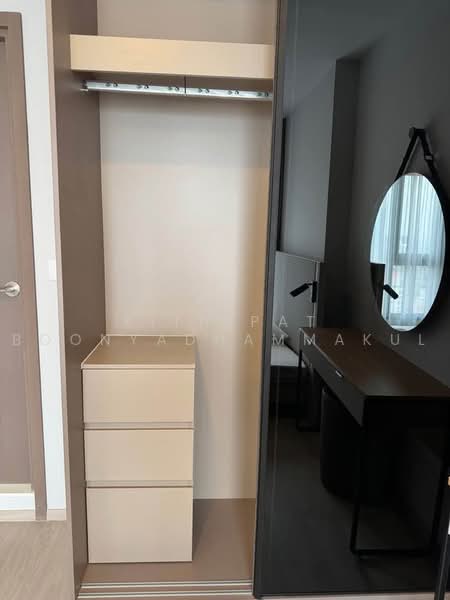 Life Phahon-Ladprao, Bangkok, 996 Phahonyothin Road, Jom Phon, Chatuchak, Bangkok, 1 Bedroom, 35 sqm, Condo For Rent, by Kitnipat Boonyadhammakul, 500457752 - DDproperty.com