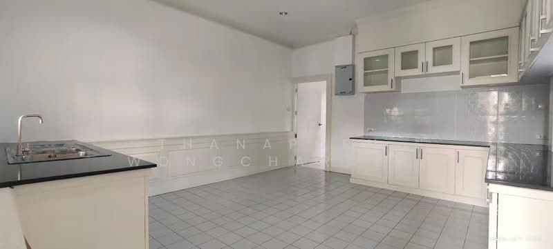 Ekpailin Srinakarin Village, Samut Prakan, ศรีนครินทร์, Samrong Nua, Muang Samut Prakarn, Samut Prakan, 4 Bedrooms, 500 sqm, Single Detached House For Rent, by Thanaporn Wongcharoen, 500457759 - DDproperty.com