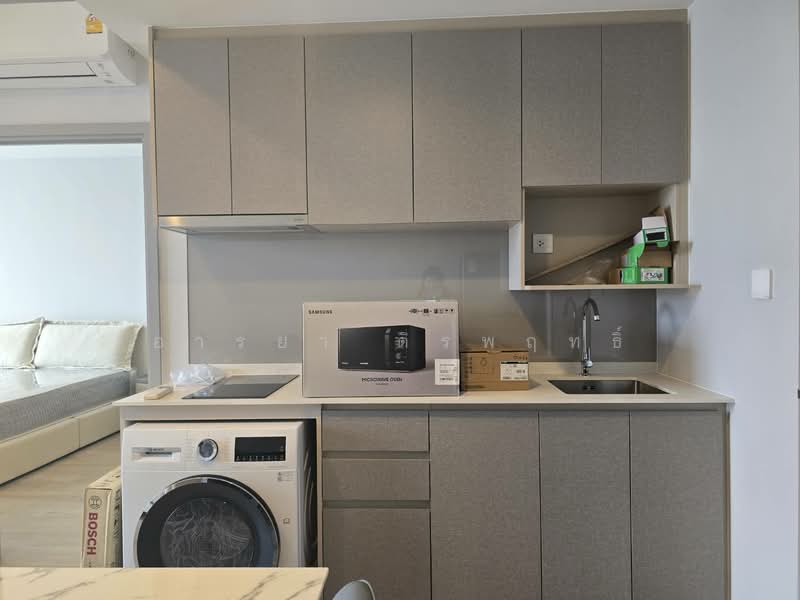 THE CROWN Residences, Bangkok, Rama 4 Road, Thung Maha Mek, Sathon, Bangkok, 1 Bedroom, 40 sqm, Condo For Rent, by อารยา ติรพฤทธิ์, 500457766 - DDproperty.com