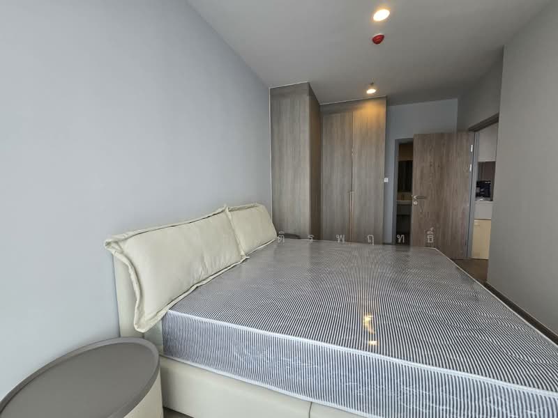 THE CROWN Residences, Bangkok, Rama 4 Road, Thung Maha Mek, Sathon, Bangkok, 1 Bedroom, 40 sqm, Condo For Rent, by อารยา ติรพฤทธิ์, 500457766 - DDproperty.com