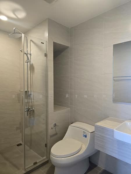 THE CROWN Residences, Bangkok, Rama 4 Road, Thung Maha Mek, Sathon, Bangkok, 1 Bedroom, 40 sqm, Condo For Rent, by อารยา ติรพฤทธิ์, 500457766 - DDproperty.com