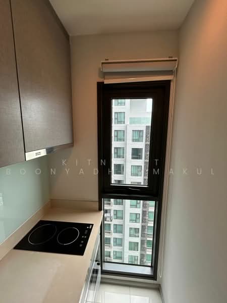 Rhythm Sukhumvit 36-38, Bangkok, 55 Soi Sukhumvit 36, Sukhumvit Road, Phra Kanong, Khlong Toei, Bangkok, 1 Bedroom, 34 sqm, Condo For Rent, by Kitnipat Boonyadhammakul, 500457772 - DDproperty.com