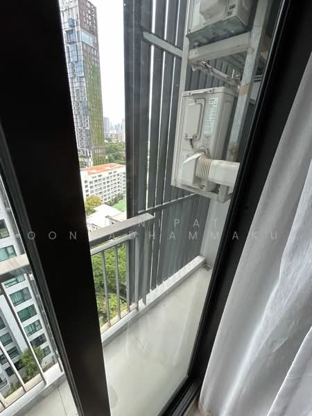 Rhythm Sukhumvit 36-38, Bangkok, 55 Soi Sukhumvit 36, Sukhumvit Road, Phra Kanong, Khlong Toei, Bangkok, 1 Bedroom, 34 sqm, Condo For Rent, by Kitnipat Boonyadhammakul, 500457772 - DDproperty.com