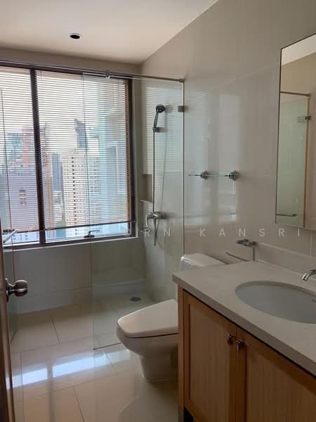 The Emporio Place, Bangkok, 93 Soi Sukhumvit 24, Sukhumvit Road, Khong Tan, Khlong Toei, Bangkok, 3 Bedrooms, 161 sqm, Condo For Sale, by Patraporn Kansri, 500457789 - DDproperty.com