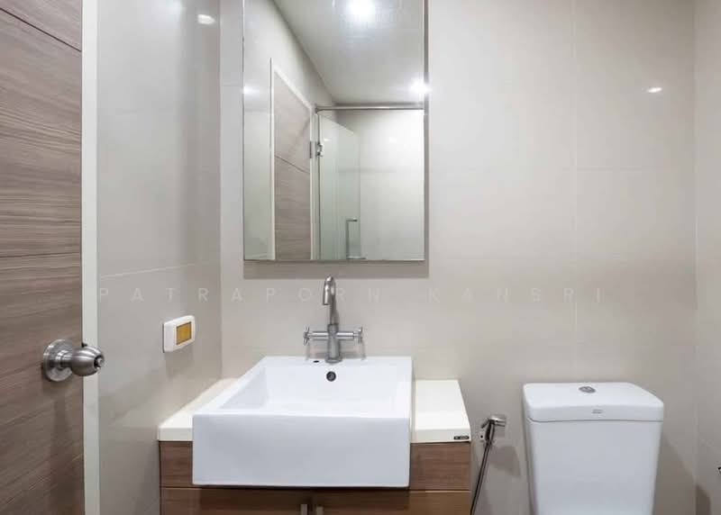 HIVE Taksin, Bangkok, 18 1 Soi, Khlong Ton Sai, Khlong San, Bangkok, 1 Bedroom, 50 sqm, Condo For Rent, by Patraporn Kansri, 500457809 - DDproperty.com