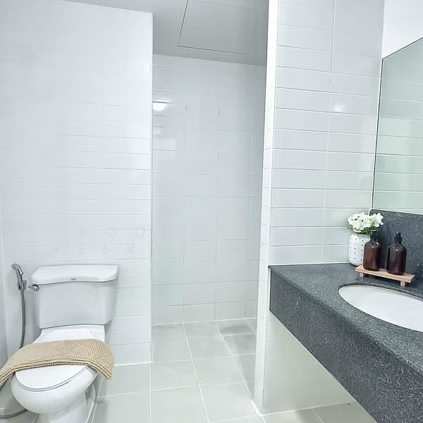 Metro Park Sathorn, Bangkok, Kanlapaphruek Road, Bang Wa, Phasi Charoen, Bangkok, 1 Bedroom, 41 sqm, Condo For Sale, by Poonyaporn Veerabulyarit, 500457813 - DDproperty.com