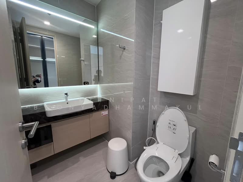 Noble State 39, Bangkok, 35 Soi Sukhumvit 39, Khlong Tan Nua, Watthana, Bangkok, 2 Bedrooms, 60 sqm, Condo For Rent, by Kitnipat Boonyadhammakul, 500457815 - DDproperty.com