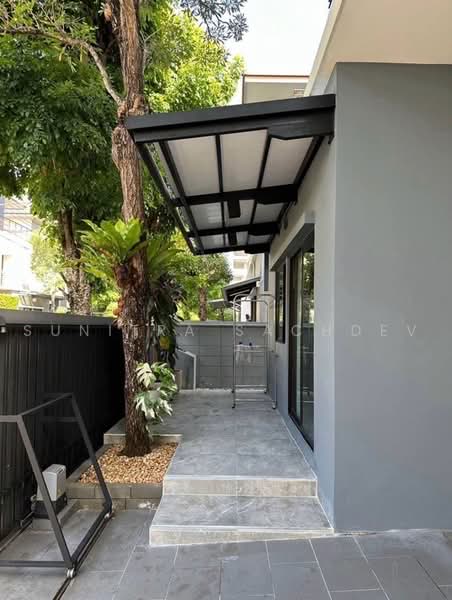 Baan Lumpini Suanluang Rama 9 Phase 2 : บ้านลุมพินี สวนหลวง ร.9 เฟส 2, กรุงเทพ, ถนน เฉลิมพระเกียรติ ร. 9, ประเวศ, กรุงเทพ, 310 ตร.ม., บ้านเดี่ยว ให้เช่า, โดย Sunitra Sachdev, 500457840 - DDproperty.com