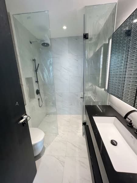Tait Sathorn 12, Bangkok, Soi Sathorn 12, Sathorn Road, Silom, Bang Rak, Bangkok, 2 Bedrooms, 80 sqm, Condo For Sale, by Pemika Aukkaraleekul, 500457858 - DDproperty.com