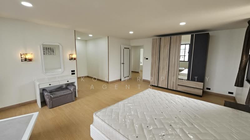Tongtip Mansion, Bangkok, Soi Sukhumvit 47, Khlong Tan Nua, Watthana, Bangkok, 3 Bedrooms, 251 sqm, Condo For Rent, by BANGKOK PROPERTY AGENTS, 500457873 - DDproperty.com
