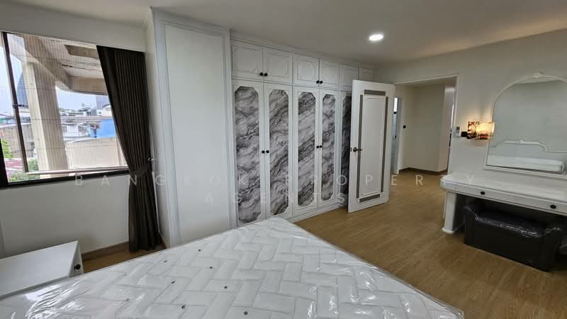 Tongtip Mansion, Bangkok, Soi Sukhumvit 47, Khlong Tan Nua, Watthana, Bangkok, 3 Bedrooms, 251 sqm, Condo For Rent, by BANGKOK PROPERTY AGENTS, 500457873 - DDproperty.com