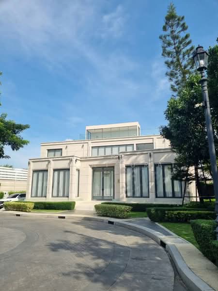 The Sonne Srinakarin-Bangna, Bangkok, Soi Chumchon Mahat Thai 3, Bangna-Trad Road, Dok Mai, Prawet, Bangkok, 4 Bedrooms, 245 sqm, Semi-Detached House (Twin House) For Sale, by Jakree Buajatturat, 500457878 - DDproperty.com