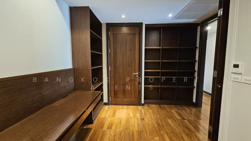 Vasu The Residence, Bangkok, Soi Sukhumvit 55, Khlong Tan Nua, Watthana, Bangkok, 3 Bedrooms, 245 sqm, Condo For Rent, by BANGKOK PROPERTY AGENTS, 500457900 - DDproperty.com