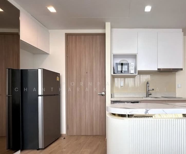Noble Around Sukhumvit 33, Bangkok, 17 Soi Sukhumvit 33, Khlong Tan Nua, Watthana, Bangkok, 2 Bedrooms, 55 sqm, Condo For Rent, by Pornpan Chantharakasemchai, 500457905 - DDproperty.com