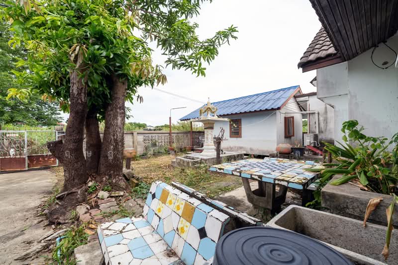 ที่ดินพร้อมบ้าน ซอยทวีวัฒนา 25 แยก 17-4, Bangkok, ทวีวัฒนา 25, Thawi Watthana, Bangkok, 3 Bedrooms, 56 sqm, Single Detached House For Sale, by อุกฤษฎ์ สัตย์ตระกูลวงศ์, 500457987 - DDproperty.com