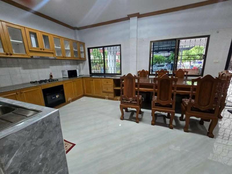 Baan Pimuk 1, Chiang Mai, San Sai Noi, San Sai, Chiang Mai, 4 Bedrooms, 180 sqm, Single Detached House For Rent, by คุณ ธีรชาติ, 500457989 - DDproperty.com