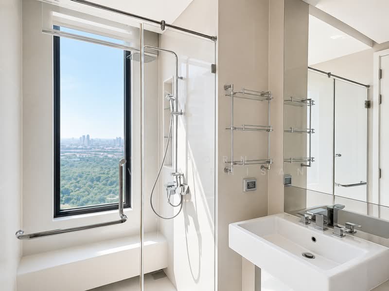 Equinox Phahol Vibha, Bangkok, 345 Paholyothin Road, Jom Phon, Chatuchak, Bangkok, 2 Bedrooms, 65 sqm, Condo For Rent, by Shaporn Supvilaiphisan, 500457996 - DDproperty.com
