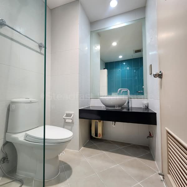 St Louis Grand Terrace, Bangkok, Soi Sathon 11 S Sathon Rd, Yan Nawa, Sathon, Bangkok, 1 Bedroom, 48 sqm, Condo For Rent, by ธนภัทร ไทยจินดา, 500458103 - DDproperty.com