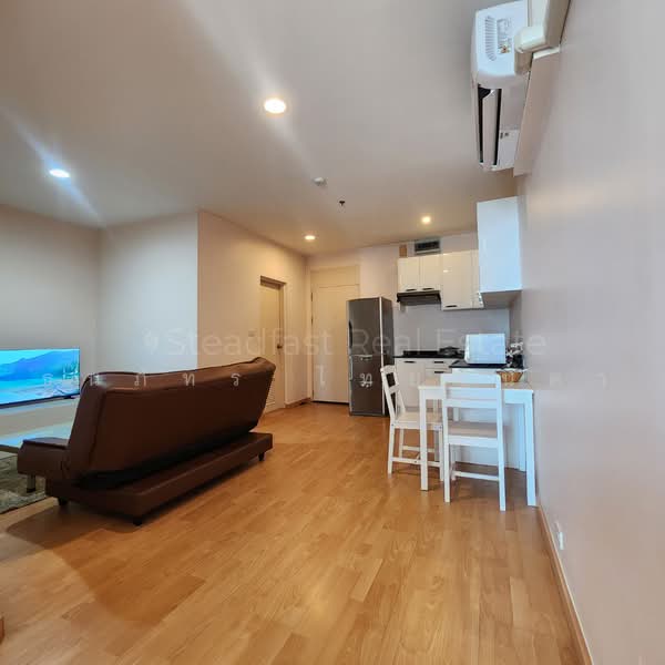 St Louis Grand Terrace, Bangkok, Soi Sathon 11 S Sathon Rd, Yan Nawa, Sathon, Bangkok, 1 Bedroom, 48 sqm, Condo For Rent, by ธนภัทร ไทยจินดา, 500458103 - DDproperty.com