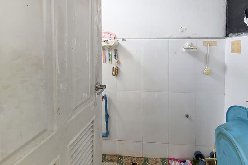 อาคารพาณิชย์ 4 ชั้นครึ่ง แจ้งวัฒนะ 10, Bangkok, Thung Song Hong, Lak Si, Bangkok, 3 Bedrooms, 160 sqm, Townhouse For Sale, by NTBHOME, 500458155 - DDproperty.com