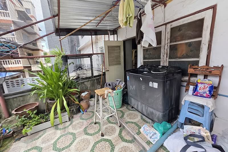 อาคารพาณิชย์ 4 ชั้นครึ่ง แจ้งวัฒนะ 10, Bangkok, Thung Song Hong, Lak Si, Bangkok, 3 Bedrooms, 160 sqm, Townhouse For Sale, by NTBHOME, 500458155 - DDproperty.com