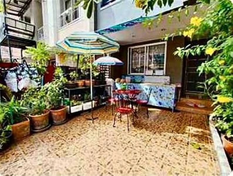 ทรัพย์หมื่นแสน นวลจันทร์ ซอยนวมินทร์163, Bangkok, ถนนรามคำแหง, Nuan Chan, Bueng Kum, Bangkok, 4 Bedrooms, 150 sqm, Townhouse For Sale, by คุณ ณิชาภัทร พลอยแดง (นิว), 500458156 - DDproperty.com