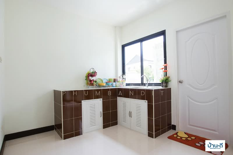 Two-story townhouse for sale in Panaview 5 Village, Samnak Bok, Chonburi, near Amata Industrial Esta, Chon Buri (Pattaya), Sanak Bok, Muang Chon Buri, Chon Buri (Pattaya), 3 Bedrooms, 110 sqm, Townhouse For Sale, by Khommaphat Phumbandit, 500458173 - DDproperty.com