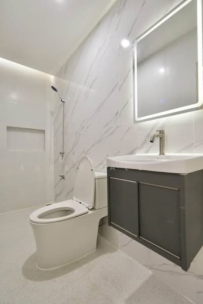 4-BR Townhouse, Bangkok, Din Daeng, Bangkok, 4 Bedrooms, 220 sqm, Townhouse For Sale, by Pemika Aukkaraleekul, 500458178 - DDproperty.com