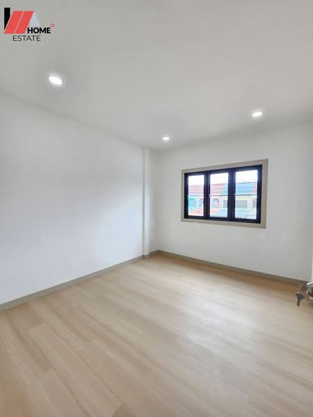 Baan Sri Prajak 7 Bang Kruai-Sai Noi, Nonthaburi, Bang Kruai-Sai Noi Road, Bang Bua Thong, Nonthaburi, 4 Bedrooms, 120 sqm, Townhouse For Sale, by ชลธิชา ปรางค์ประทานพร, 500458191 - DDproperty.com