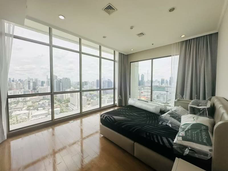 Supalai Oriental Sukhumvit 39, Bangkok, Soi Sukhumvit 39, Khlong Tan Nua, Watthana, Bangkok, 3 Bedrooms, 355 sqm, Condo For Rent, by Rasita Maneelam, 500458204 - DDproperty.com