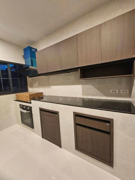Centro Bangna : เซนโทร บางนา, สมุทรปราการ, 111 ซอย3, บางแก้ว, บางพลี, สมุทรปราการ, 300 ตร.ม., บ้านเดี่ยว ขาย, โดย NR AGENT, 500458208 - DDproperty.com