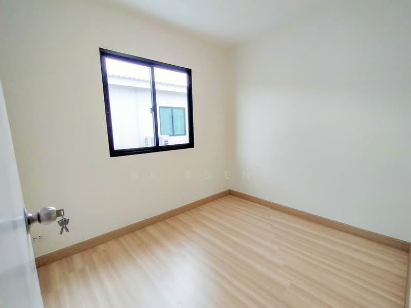 The Connect Onnut-Wongwann, Bangkok, Kanchanaphisek Rd, Dok Mai, Prawet, Bangkok, 3 Bedrooms, 101 sqm, Townhouse For Sale, by NR AGENT, 500458294 - DDproperty.com