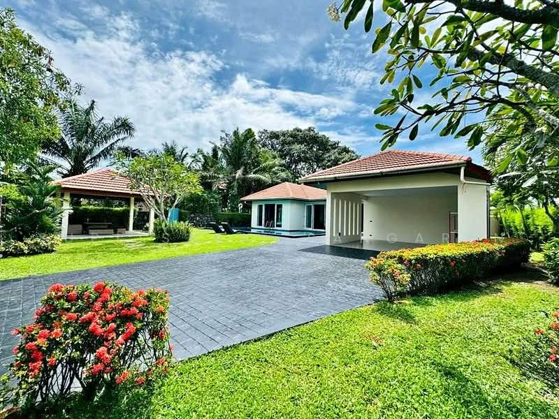 Whispering Palms, Chon Buri (Pattaya), Nong Pru, Bang Lamung (Pattaya), Chon Buri (Pattaya), 4 Bedrooms, 250 sqm, Single Detached House For Sale, by Supitsara Sangarun, 500458302 - DDproperty.com