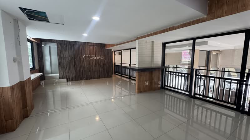 ฟิฟธ์ เอเวนิว มีโชค, Chiang Mai, Nong Chom, San Sai, Chiang Mai, , 180 sqm, Shophouse For Rent, by สุภัคค์ เศรษฐบุตร, 500458304 - DDproperty.com