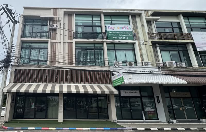 ฟิฟธ์ เอเวนิว มีโชค, Chiang Mai, Nong Chom, San Sai, Chiang Mai, , 180 sqm, Shophouse For Rent, by สุภัคค์ เศรษฐบุตร, 500458304 - DDproperty.com