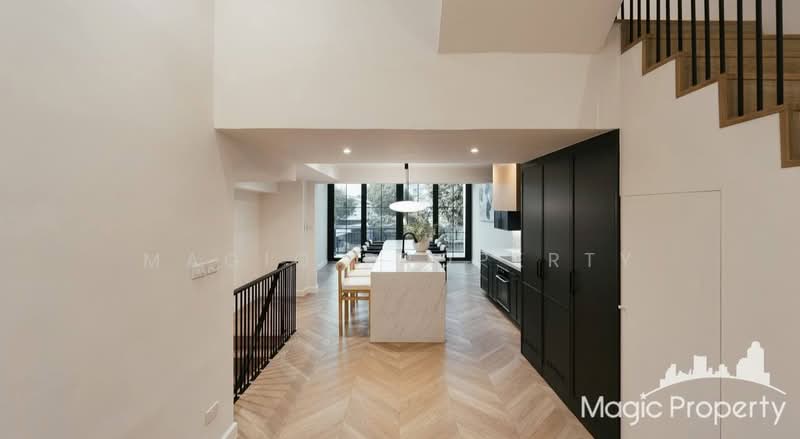 Regent 71 Place, Bangkok, Phra Kanong Nua, Watthana, Bangkok, 5 Bedrooms, 350 sqm, Townhouse For Rent, by Magic Property, 500458322 - DDproperty.com