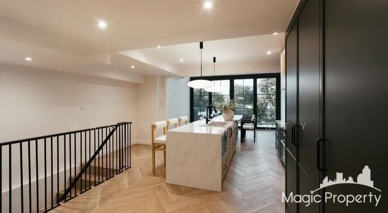 Regent 71 Place, Bangkok, Phra Kanong Nua, Watthana, Bangkok, 5 Bedrooms, 350 sqm, Townhouse For Rent, by Magic Property, 500458322 - DDproperty.com