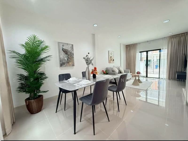undefined, Chon Buri (Pattaya), Nong Pru, Bang Lamung (Pattaya), Chon Buri (Pattaya), 3 Bedrooms, 250 sqm, Townhouse For Rent, by Supitsara  Sangarun, 500458328 - DDproperty.com
