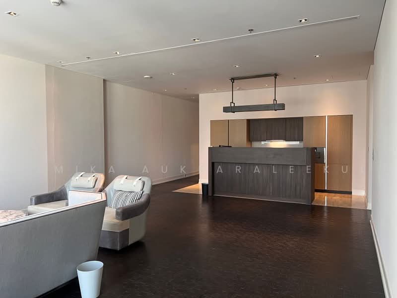The Ritz-Carlton Residences, Bangkok, 114 Narathiwat Ratchanakarin Road, Silom, Bang Rak, Bangkok, 3 Bedrooms, 211 sqm, Condo For Sale, by Pemika Aukkaraleekul, 500458377 - DDproperty.com