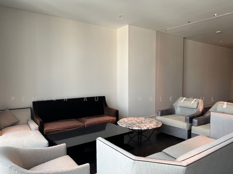 The Ritz-Carlton Residences : เดอะ ริซท์-คาร์ลตัน เรสซิเดนเซส, กรุงเทพ, 114 ถ.นราธิวาสราชนครินทร์, สีลม, บางรัก, กรุงเทพ, 211 ตร.ม., คอนโด ขาย, โดย Pemika Aukkaraleekul, 500458377 - DDproperty.com