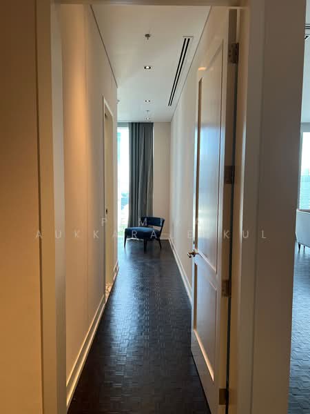 The Ritz-Carlton Residences, Bangkok, 114 Narathiwat Ratchanakarin Road, Silom, Bang Rak, Bangkok, 3 Bedrooms, 211 sqm, Condo For Sale, by Pemika Aukkaraleekul, 500458377 - DDproperty.com