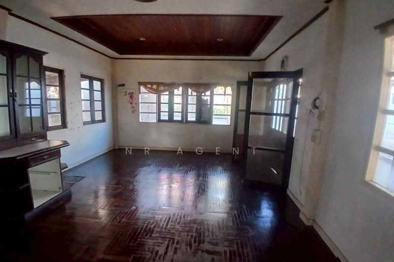บ้านเดี่ยว พร้อมที่ดิน ถนนเลียบวารี, Bangkok, Khok Faed, Nong Chok, Bangkok, 1 Bedroom, 279 sqm, Single Detached House For Sale, by NR AGENT, 500458396 - DDproperty.com