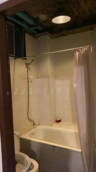 4-BR Townhouse, Bangkok, Chorake Bua, Lat Phrao, Bangkok, 4 Bedrooms, 382 sqm, Townhouse For Sale, by Ratchanon Songthammakul, 500458422 - DDproperty.com
