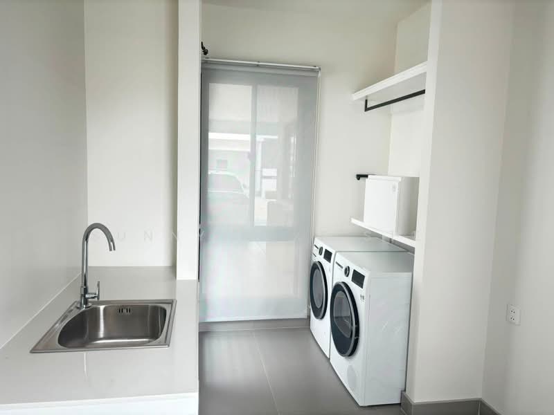 Mantana Bangna Km.15, Samut Prakan, 456 Bangna-Trad Road Km.15, Bang Chalong, Bang Plee, Samut Prakan, 4 Bedrooms, 287 sqm, Single Detached House For Rent, by Sunny Next Step, 500458439 - DDproperty.com