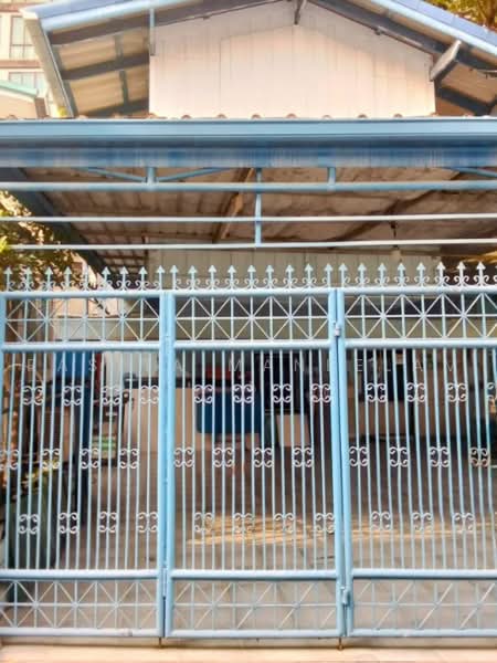 บ้าน 4-ห้องนอน, กรุงเทพ, พระโขนงเหนือ, วัฒนา, กรุงเทพ, 220 ตร.ม., บ้านเดี่ยว ขาย, โดย Rasita Maneelam, 500458446 - DDproperty.com